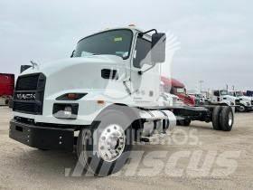 Mack MD6 Chassis