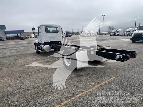 Mack MD6 Chassis
