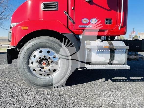 Mack MD6 Chassis