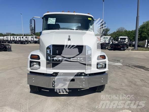 Mack MD6 Trekkvogner