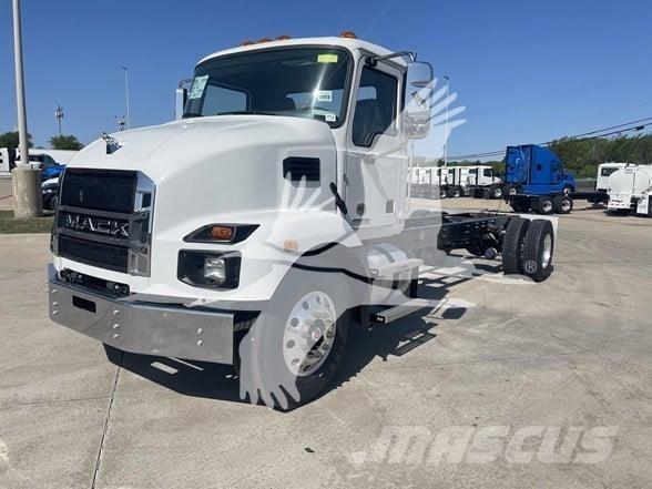 Mack MD6 Trekkvogner