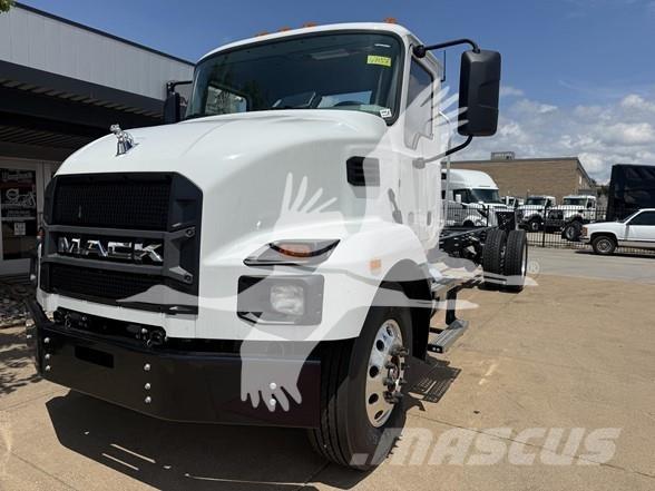Mack MD6 Chassis