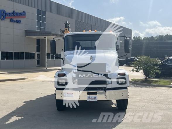 Mack MD6 Anlegg - Annet