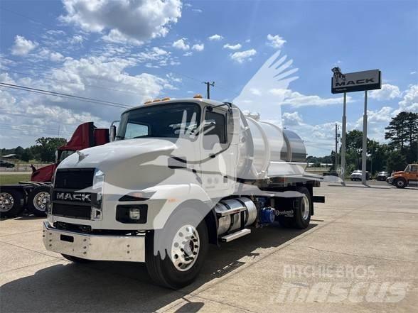 Mack MD7 Anlegg - Annet