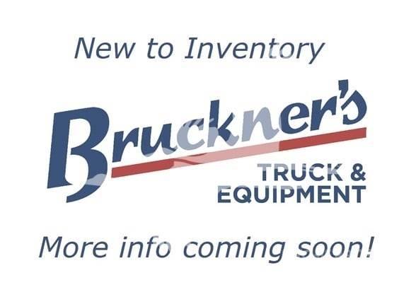 Mack MD7 Tankbiler