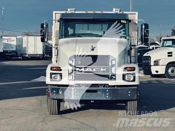Mack MD7 Anlegg - Annet