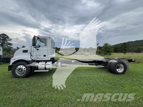 Mack MD7 Chassis