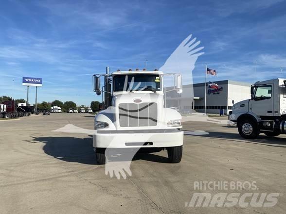 Peterbilt 348 Trekkvogner