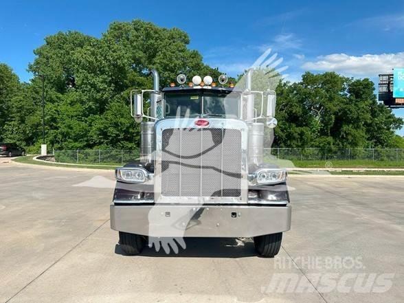 Peterbilt 388 Trekkvogner