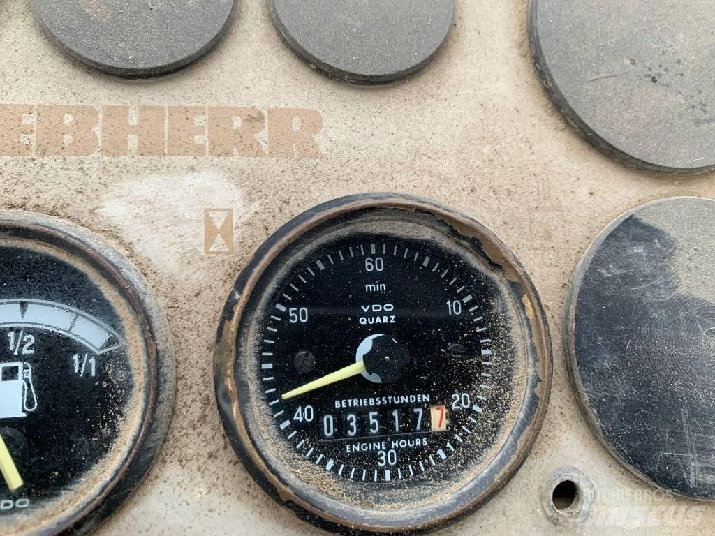 Liebherr LR 621B Beltelastere