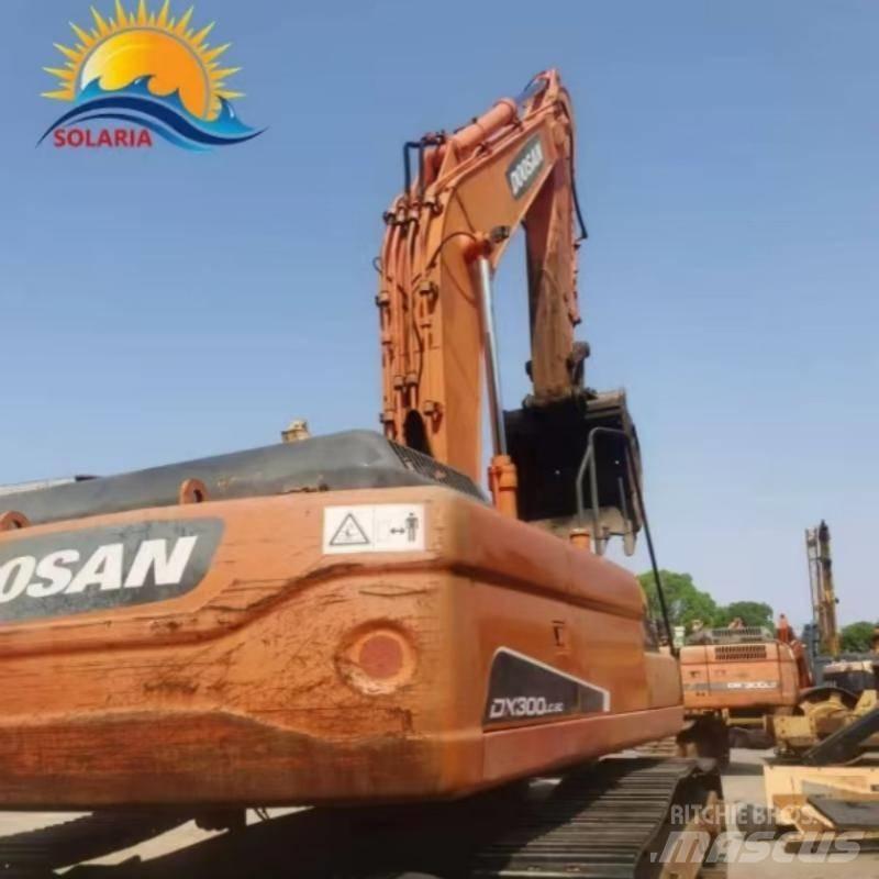 Doosan DX 300 Beltegraver