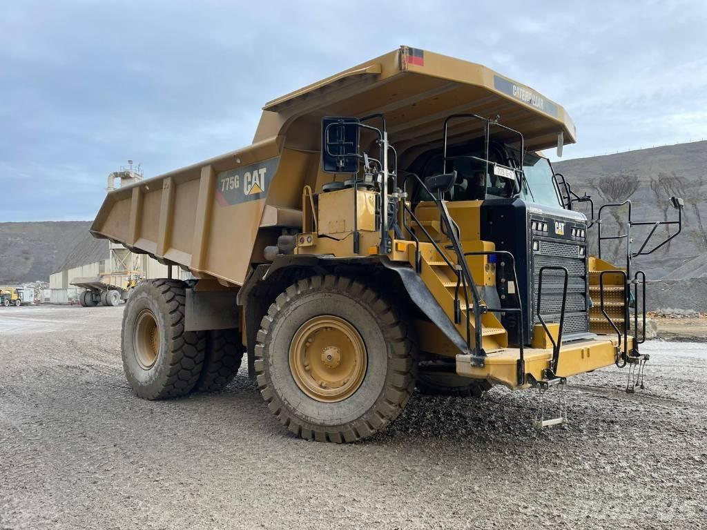 CAT 775G Tipptrucker