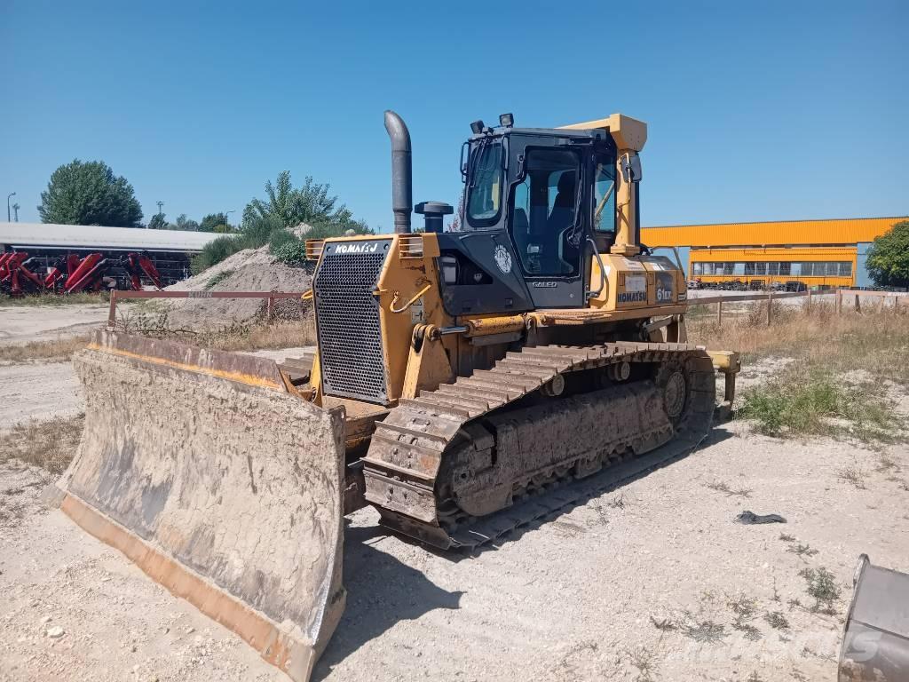 Komatsu D 61 EX-15 Dozere Beltegående