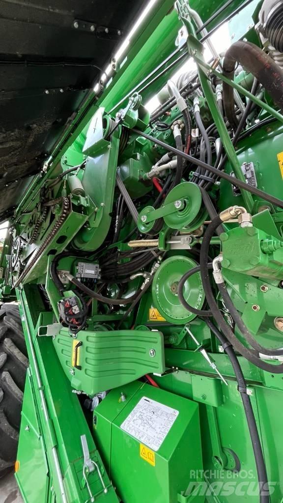 John Deere T 560 Skurtreskere