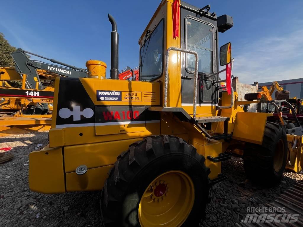 Komatsu WA100 Hjullastere