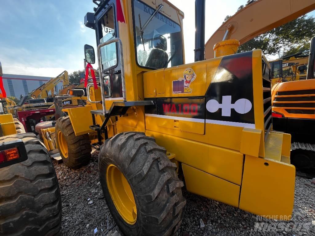 Komatsu WA100 Hjullastere