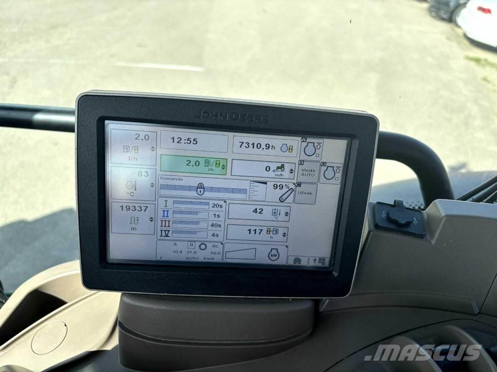 John Deere 6150R Traktorer