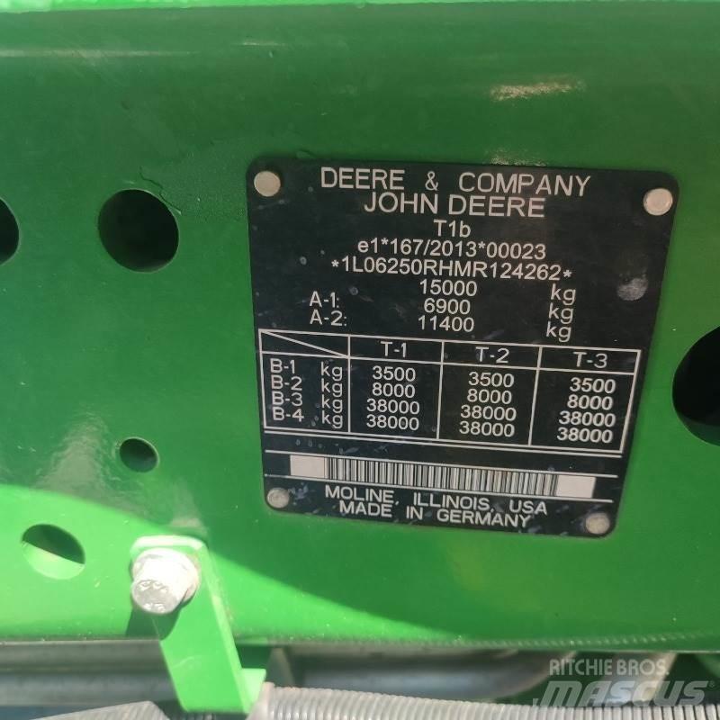 John Deere 6250R Traktorer