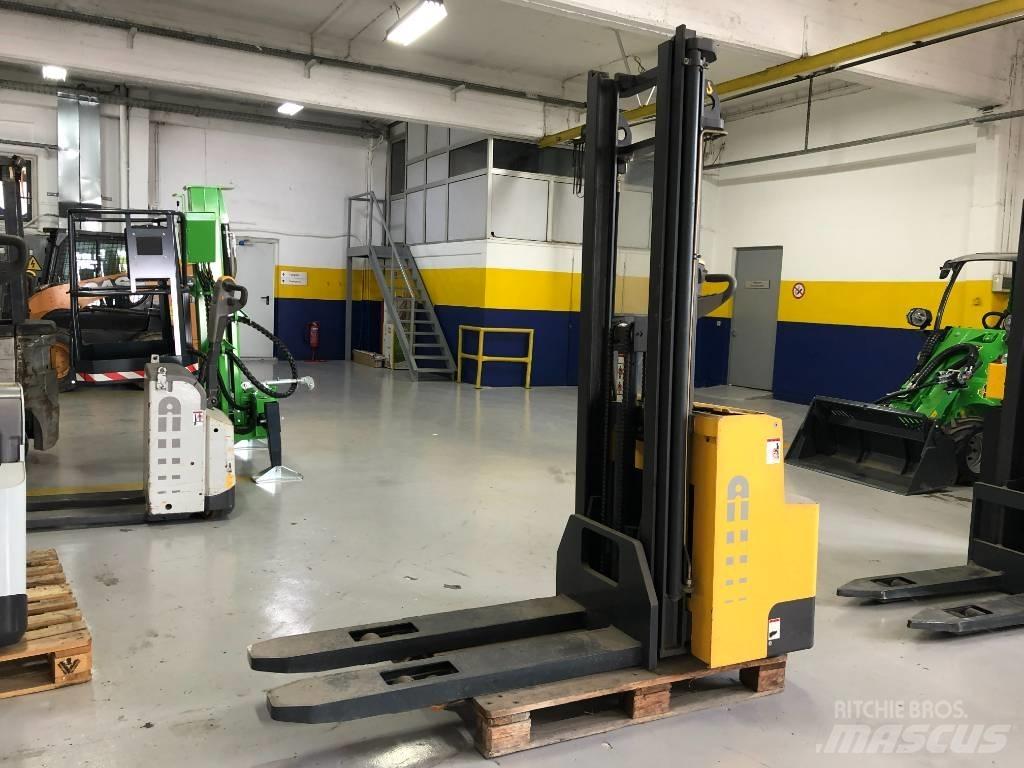 Atlet CSH 125 Stablere