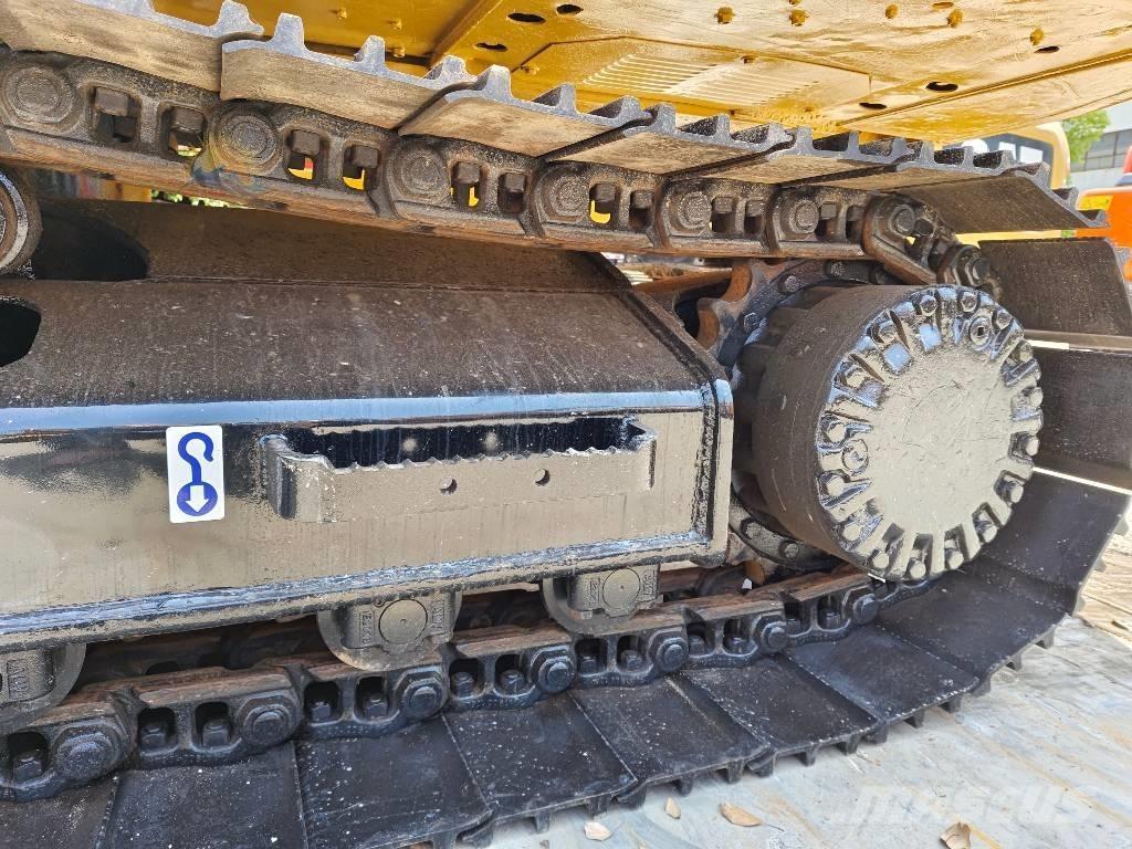 CAT 320 D Beltegraver