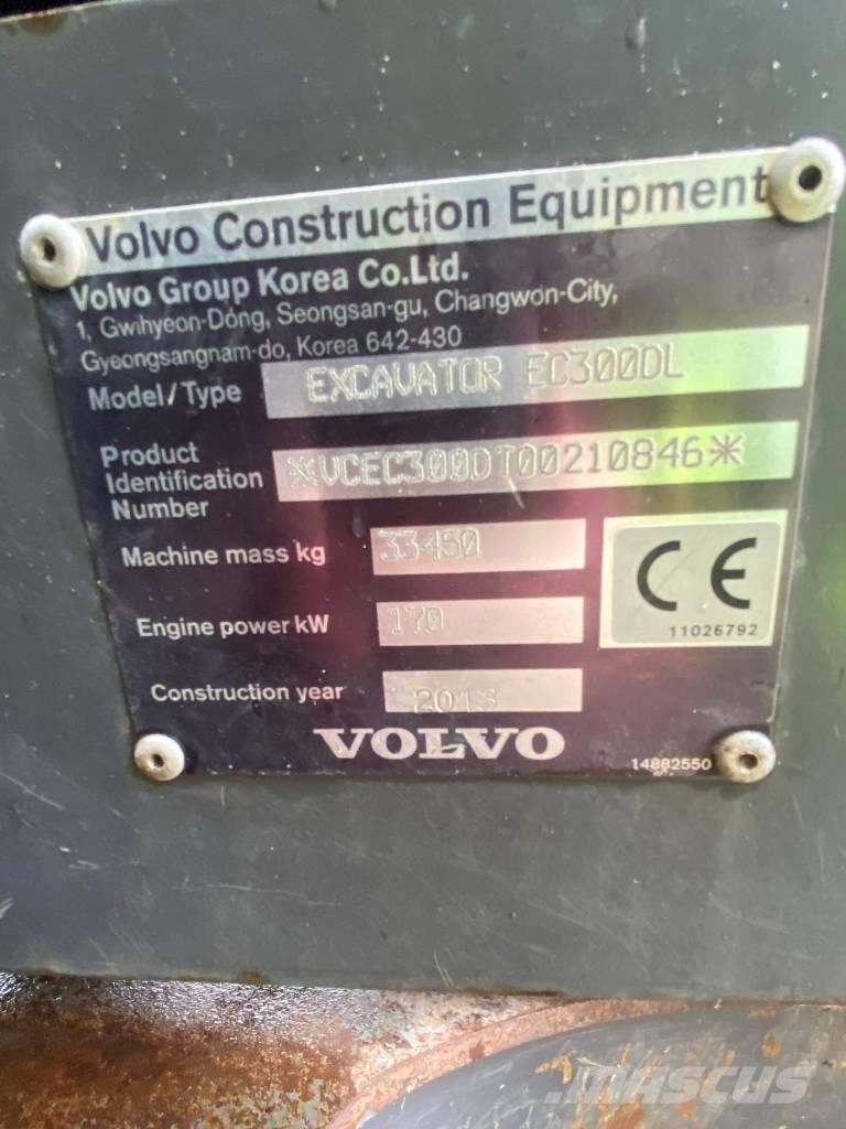 Volvo EC 300 D L Beltegraver