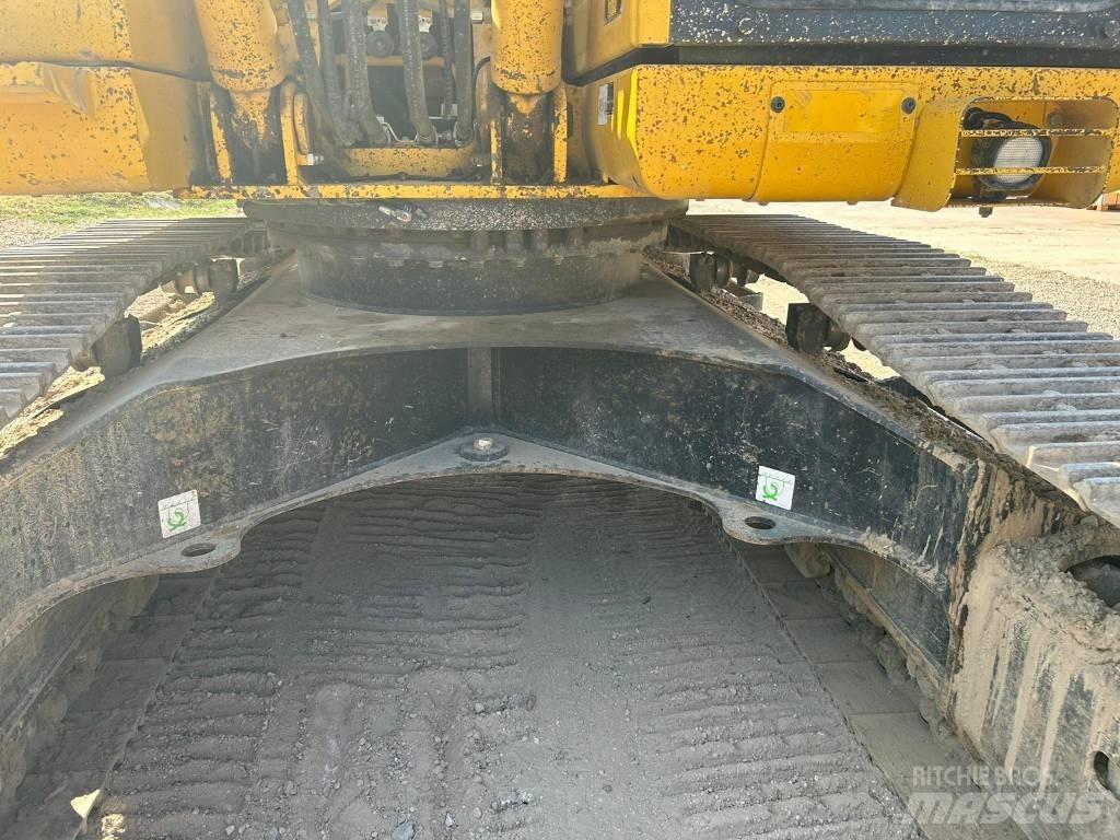 Komatsu PC 210 NLC-8 Beltegraver