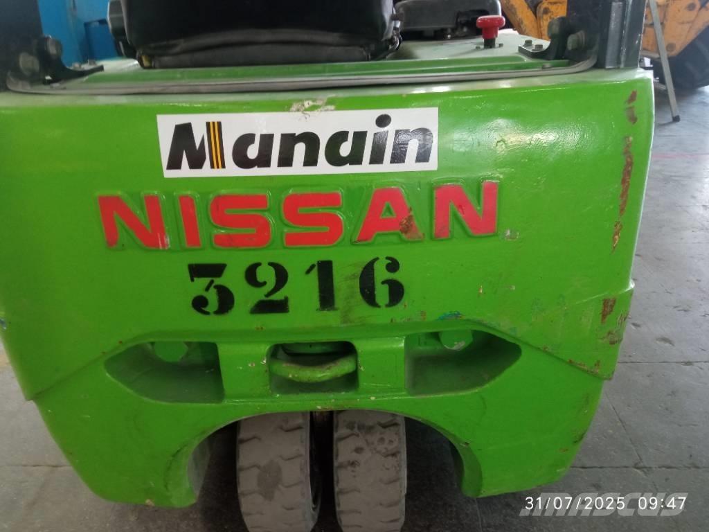 Nissan 1N1L180Q Diesel Trucker