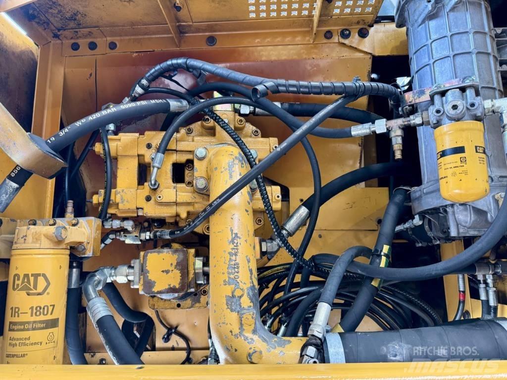 CAT 325 B LN Beltegraver