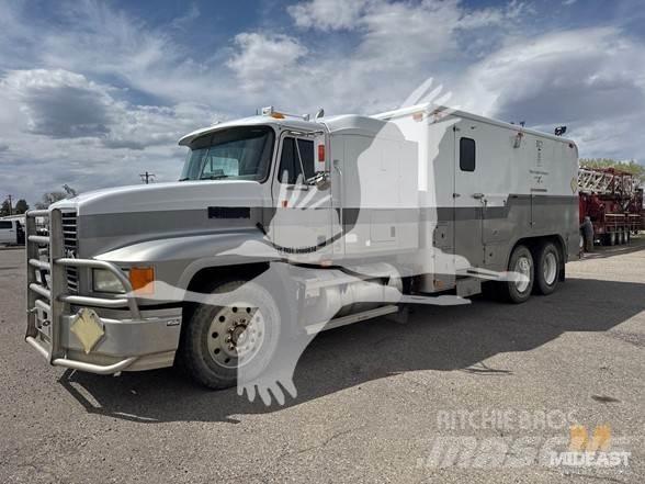 Mack CH613 Anlegg - Annet