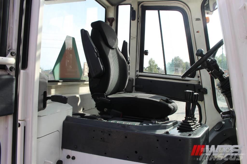 Hyundai 70 D-7 A Diesel Trucker