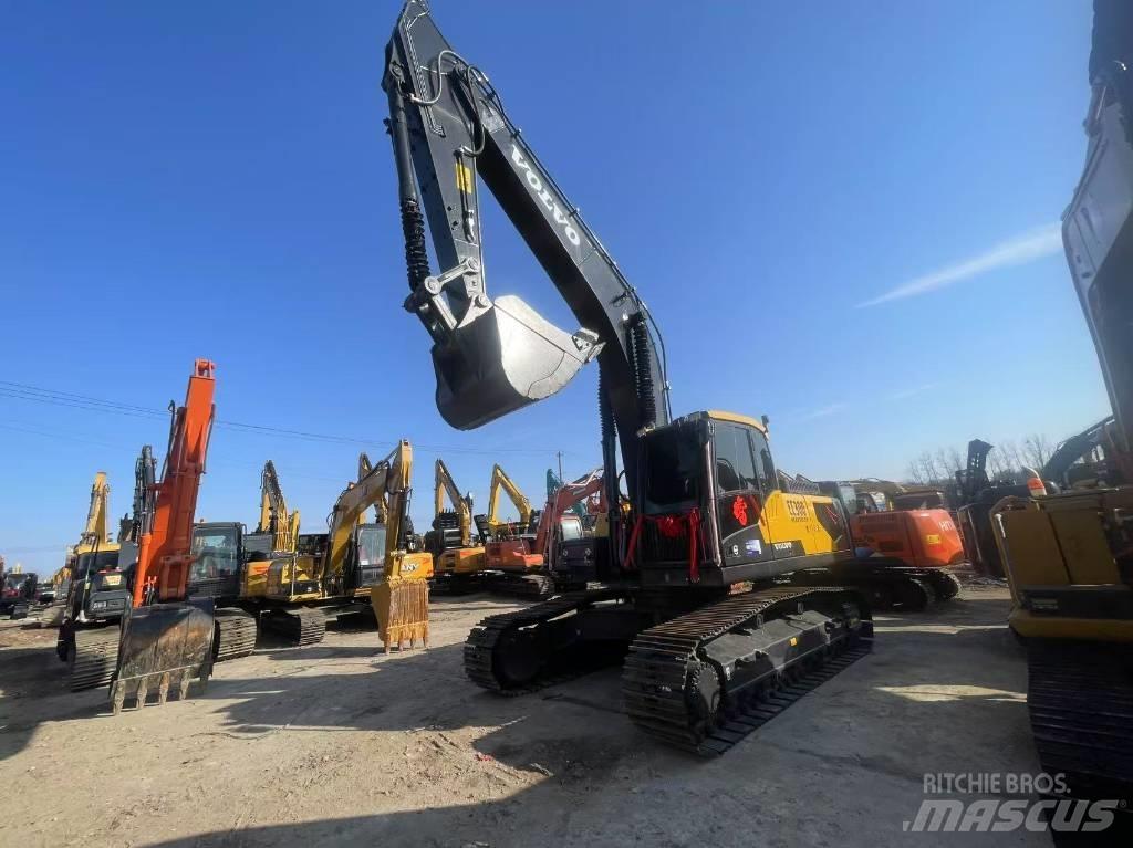 Volvo EC 300 Beltegraver