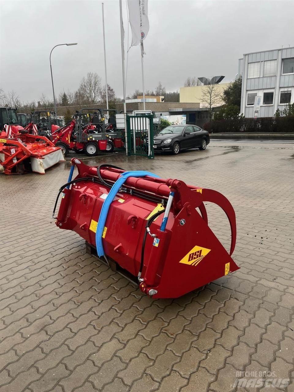 Strautmann GS 2000 Silouttaksutstyr