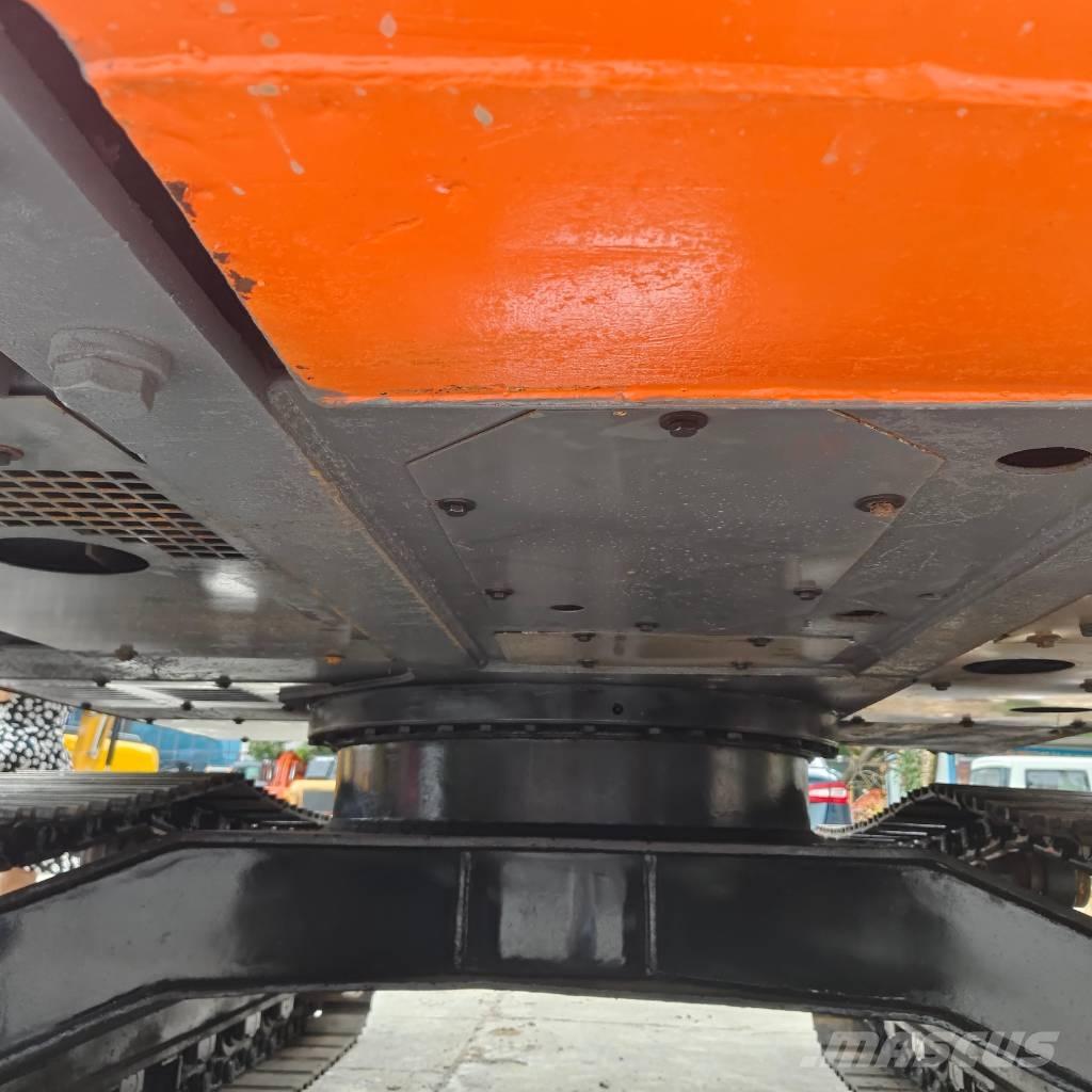 Hitachi ZX 120 Beltegraver