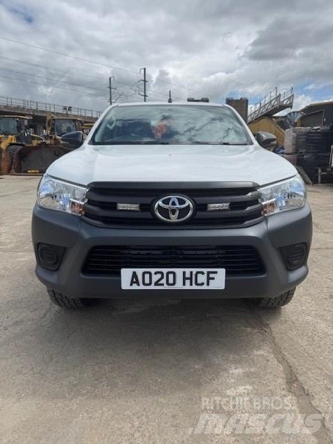 Toyota Hilux Pickup/planbiler