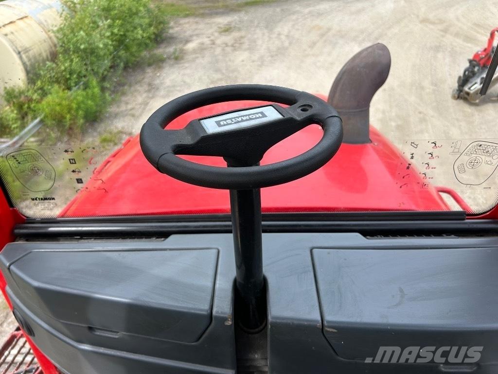 Komatsu 895 Lassbærere