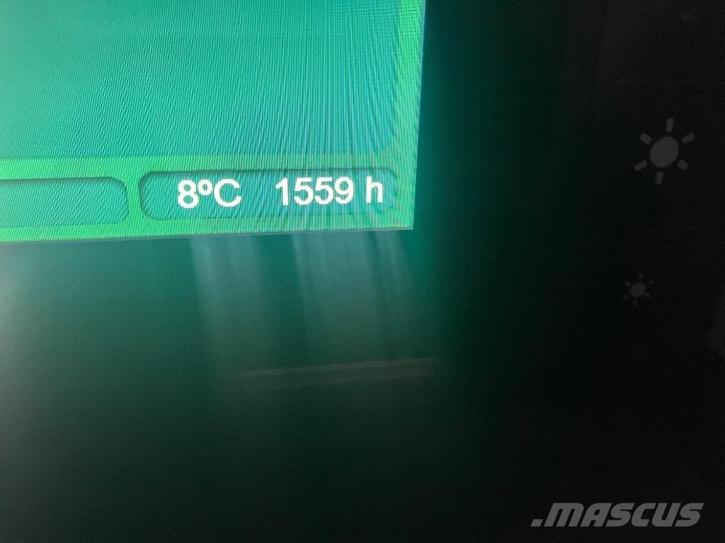 John Deere 1210G Lassbærere