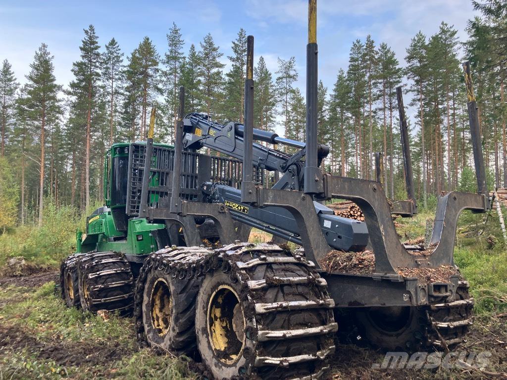 John Deere 1210G Lassbærere