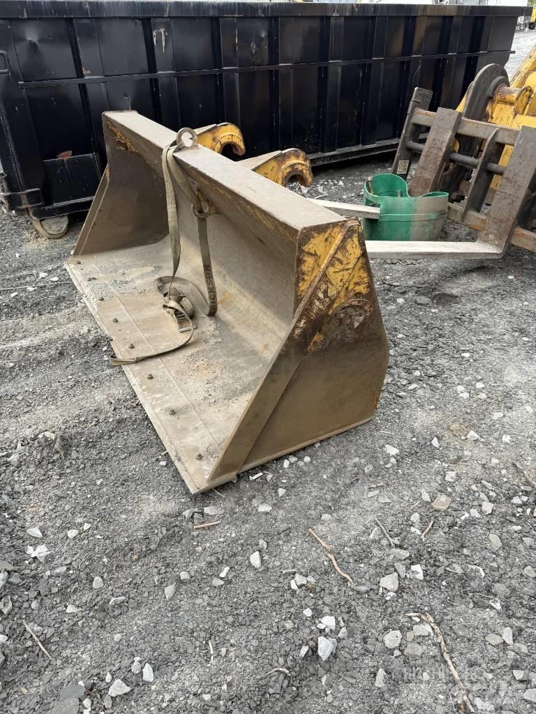 CAT 450 F Traktorgravere
