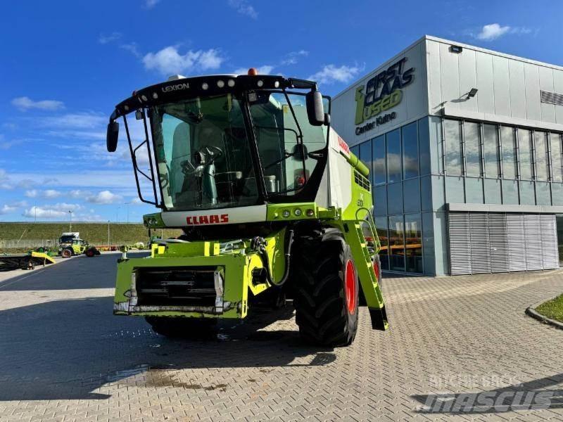 CLAAS LEXION 740 Skurtreskere