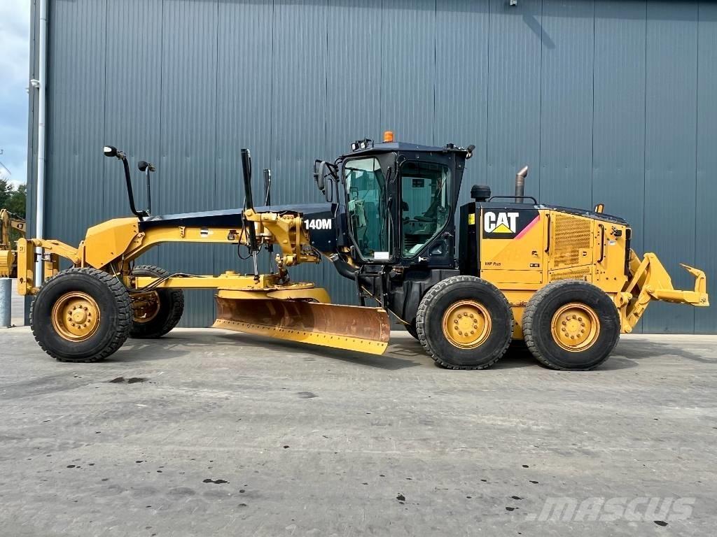 CAT 140M Veihøvler