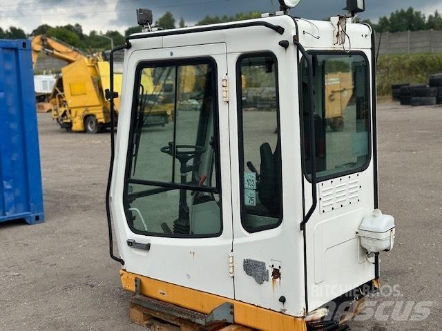 Liebherr A 924 B CAB Førerhus og Interiør