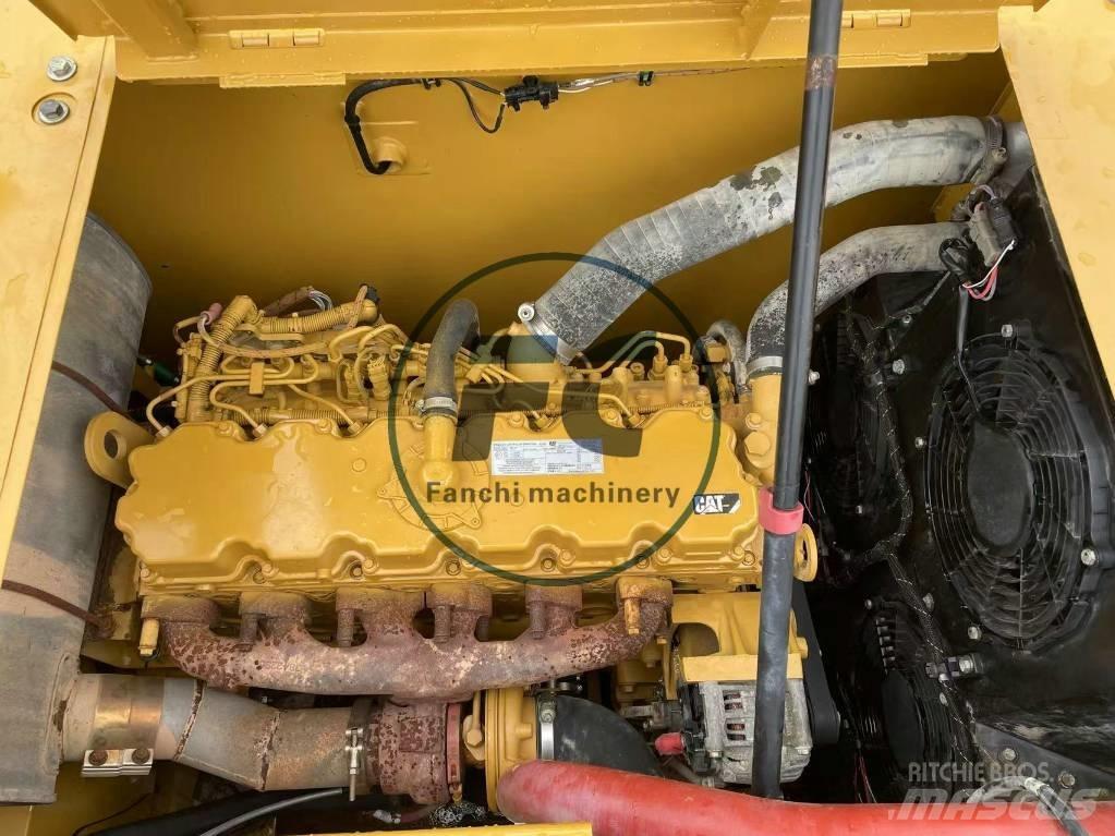 CAT 320 Beltegraver