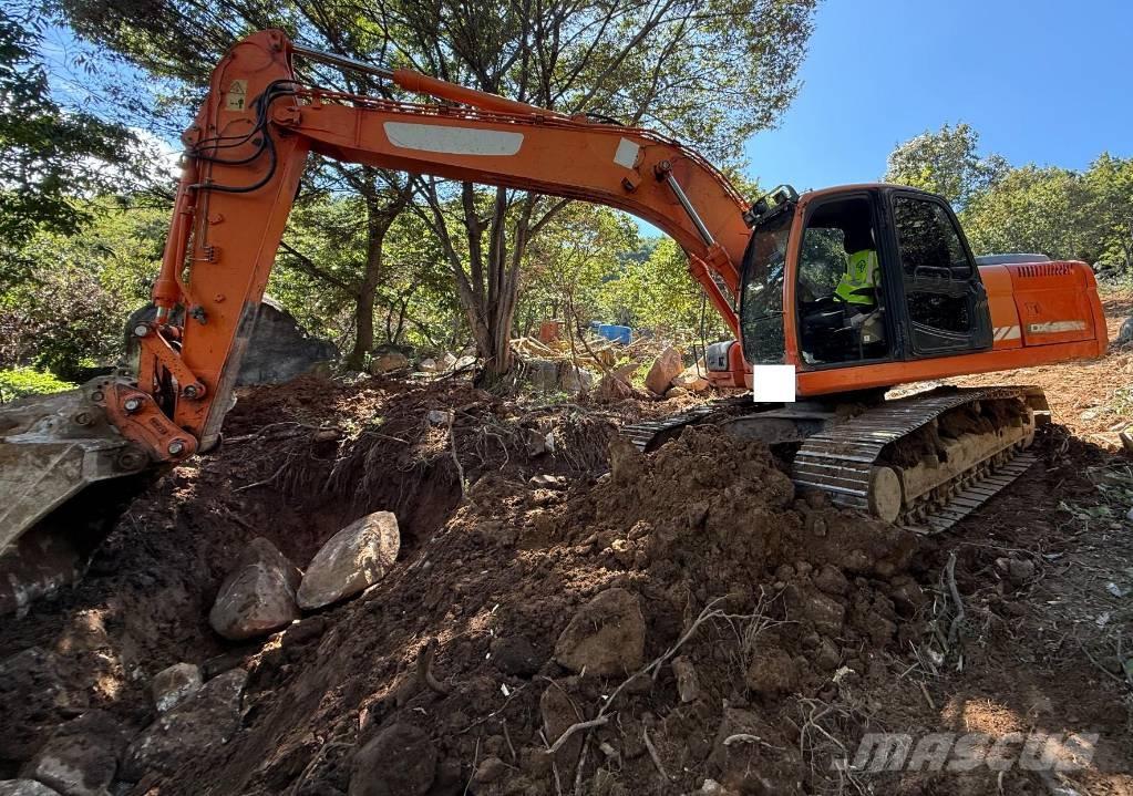 Doosan DX 220 LCA Beltegraver