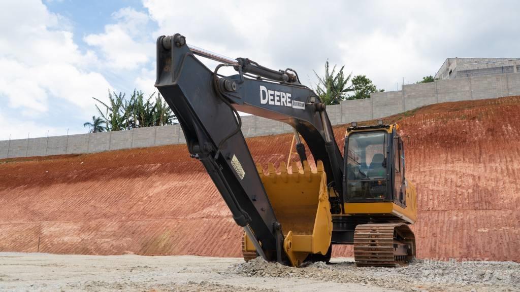 John Deere 210 G Beltegraver