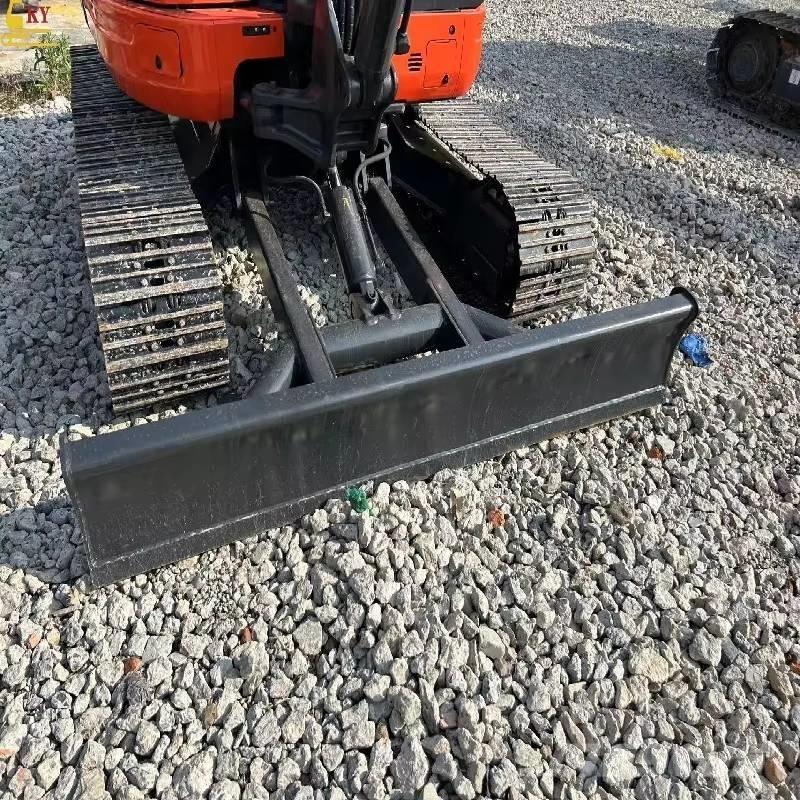 Kubota 163 Beltegraver