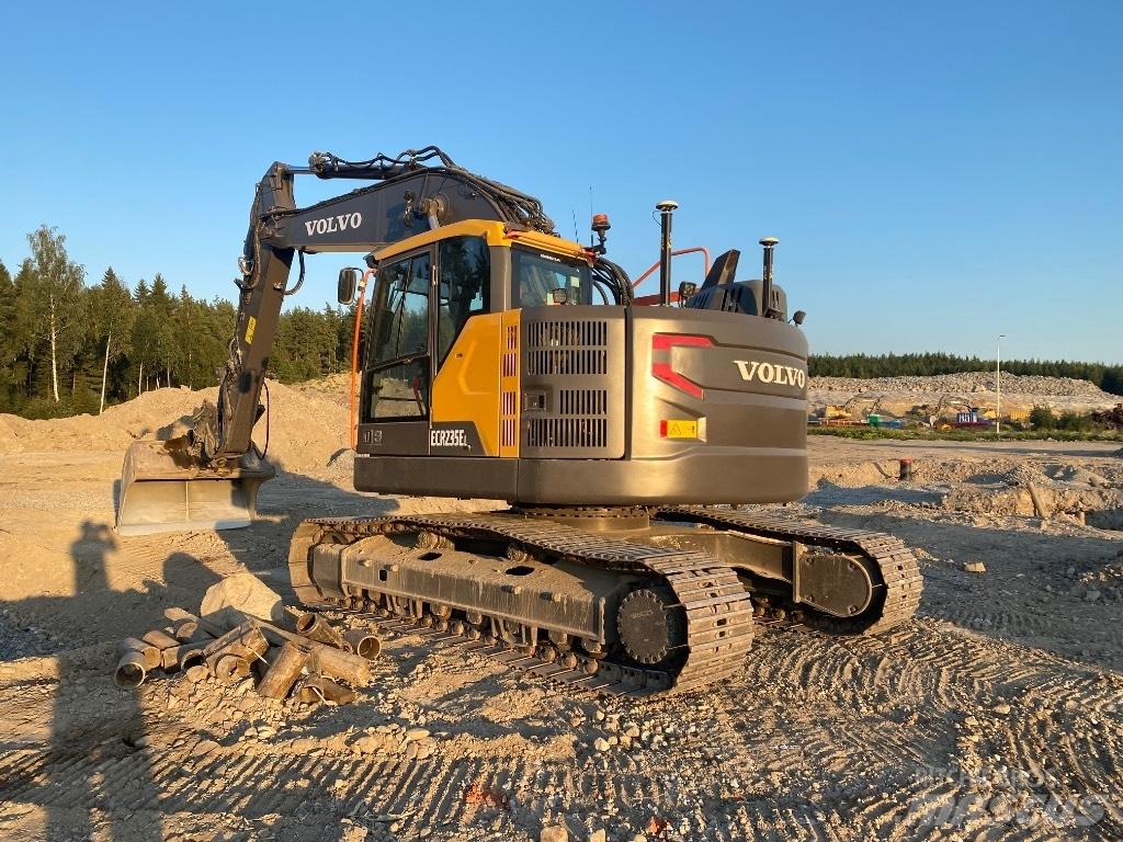 Volvo EC 235 EL Beltegraver