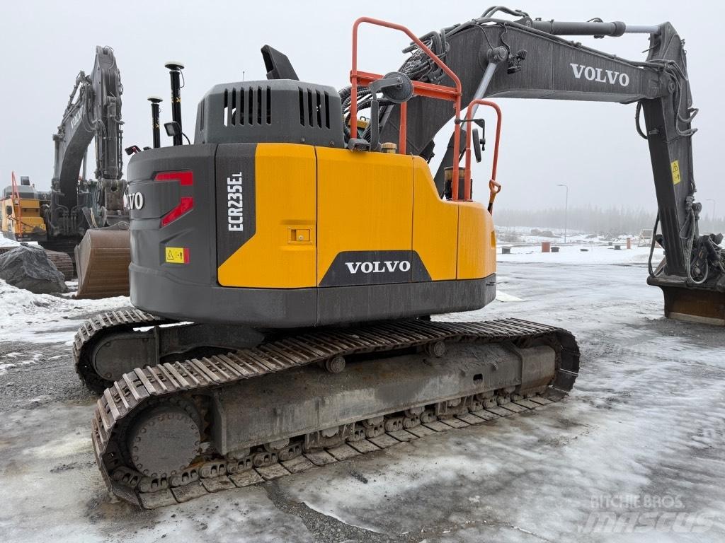 Volvo EC 235 EL Beltegraver