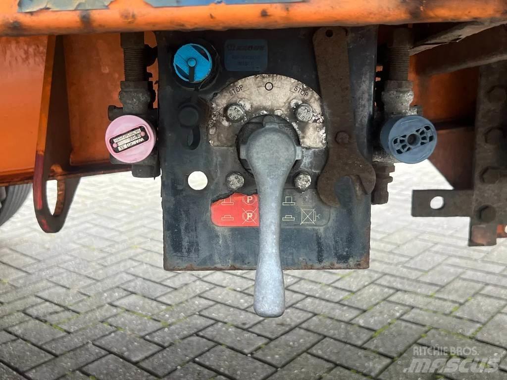 Krone + 3 AXEL + MEGA Gardintrailer