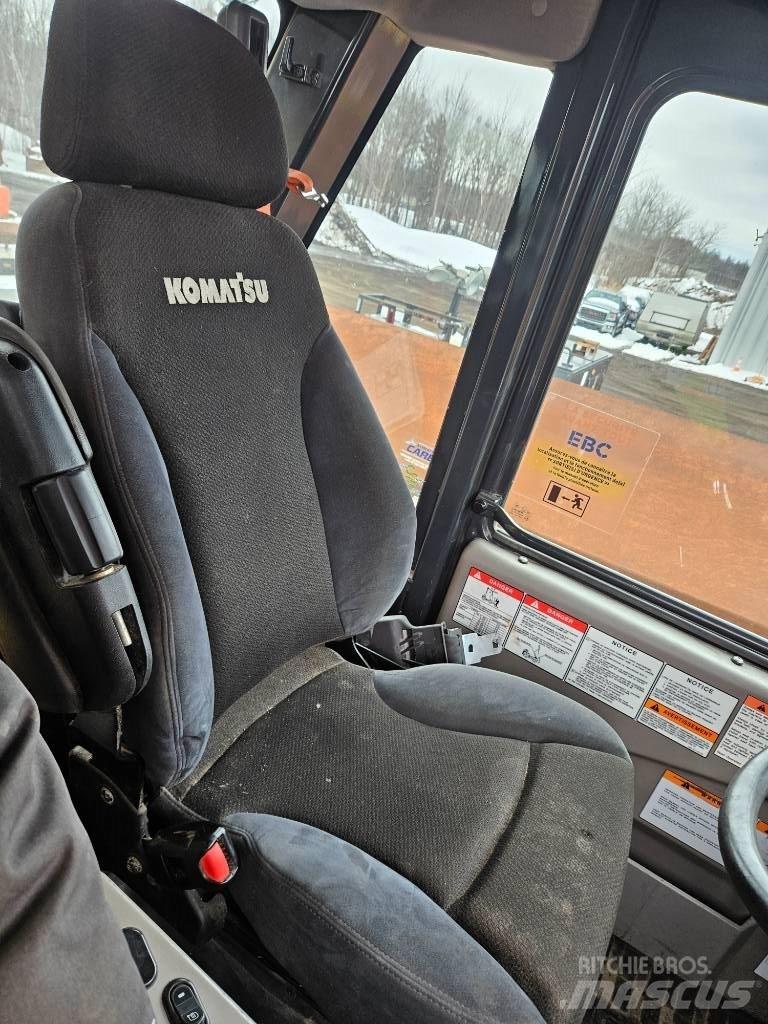 Komatsu HD465-8 Mini dumpere