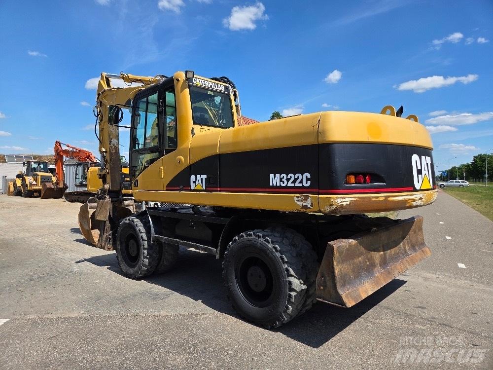 CAT M322C Hjulgravere